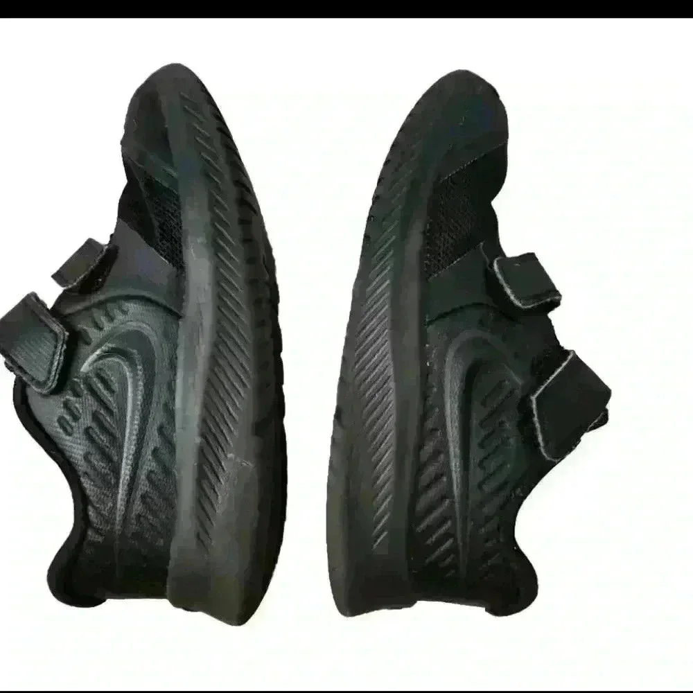 Nike Boys Black Star Runner 2 Grade SchoolShoe 9C